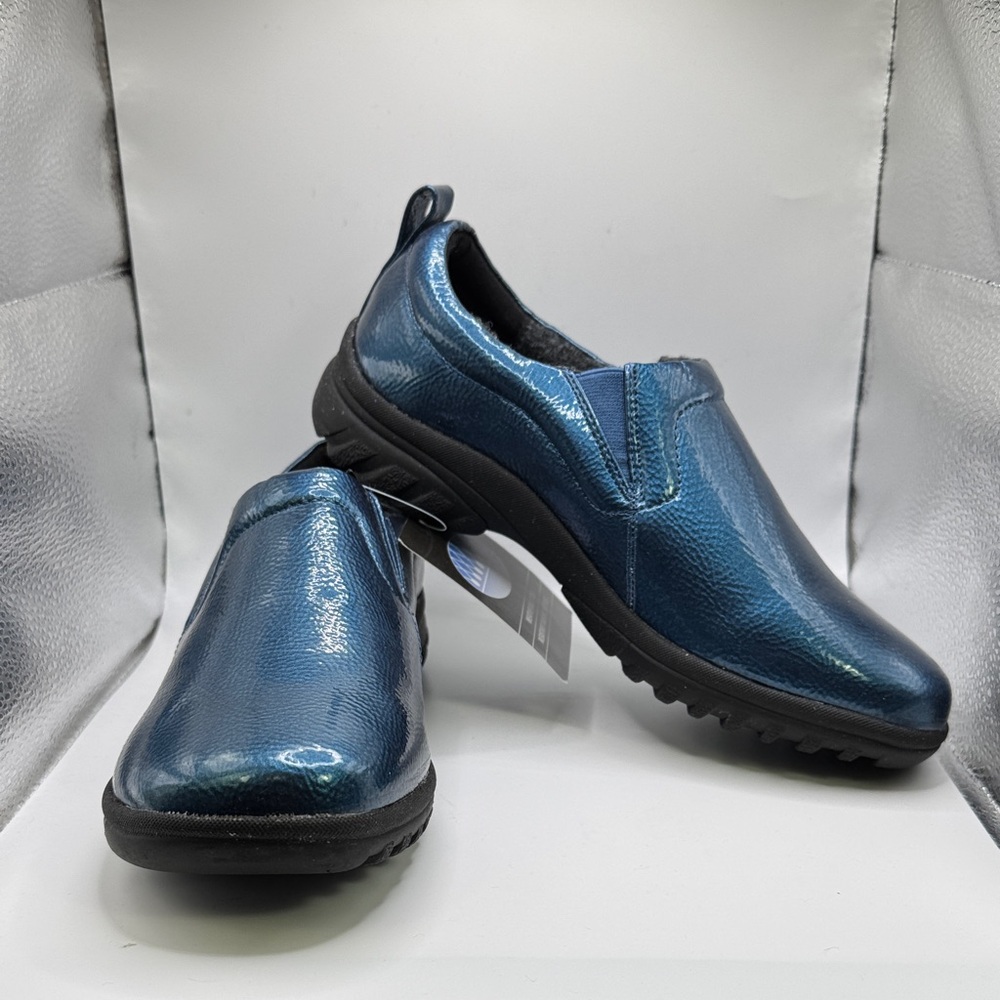 Wanderlust Women's Blue Clogs NWT Sz 6 comfort weather resistant